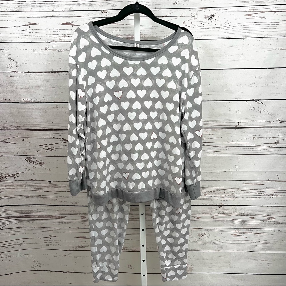 ED Ellen Degeneres LOVE Gray with White Heart Pajama Lounge Set XL
